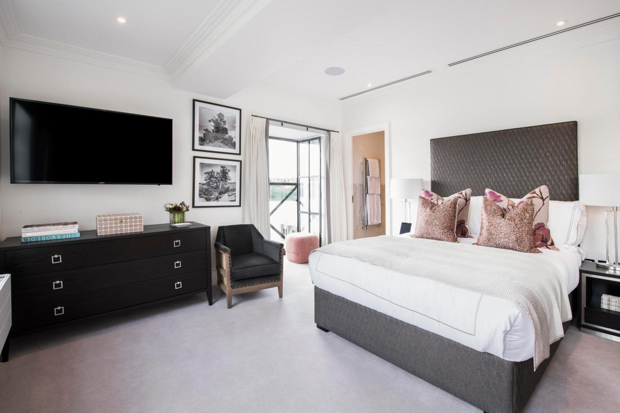 Palace Wharf Apartments Londen Buitenkant foto