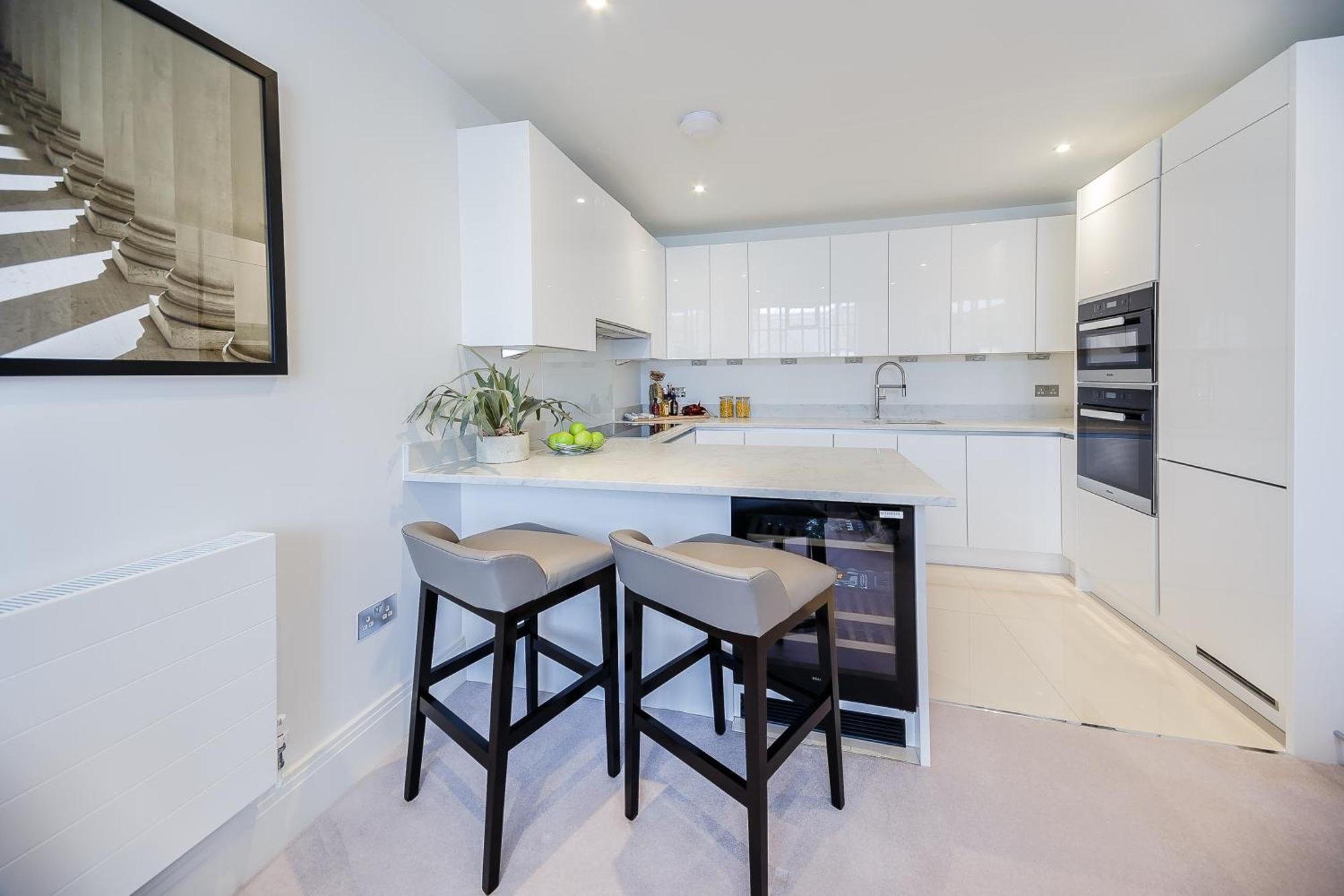 Palace Wharf Apartments Londen Buitenkant foto